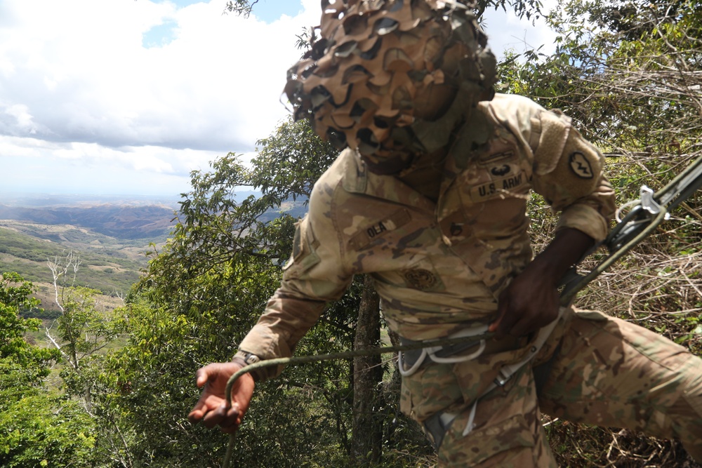 Exercise Cartwheel 2022, Rappeling