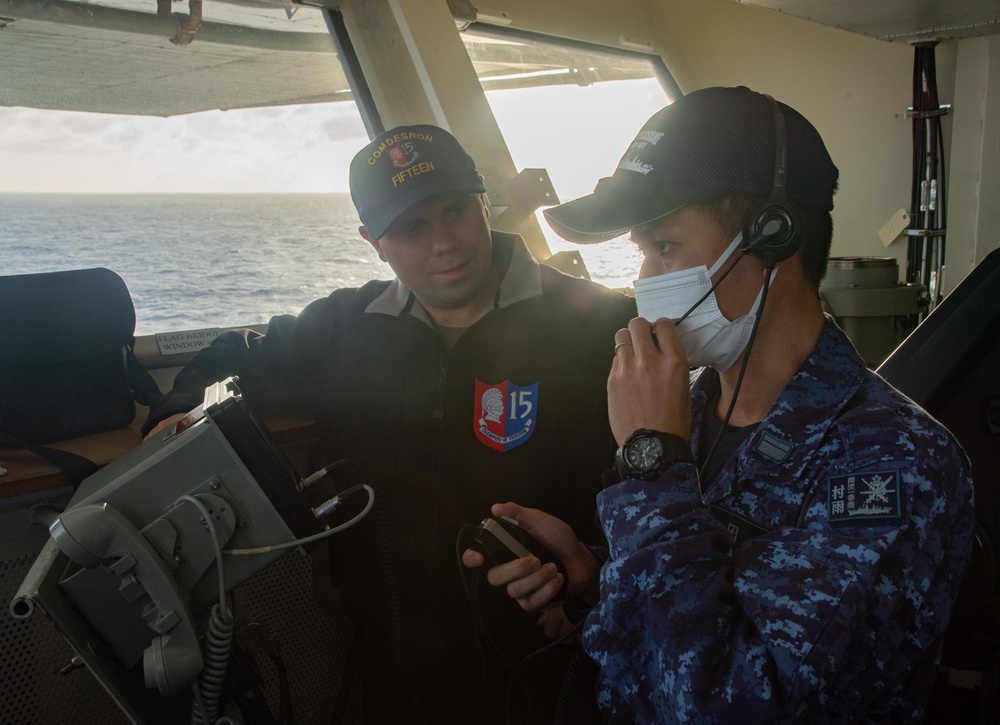 USS Ronald Reagan (CVN 76) and JS Amagiri (DD 154) conduct joint operations