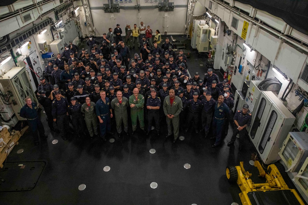 Rear Adm. Dennis Velez Visits Italian Destroyer ITS Caio Duilio