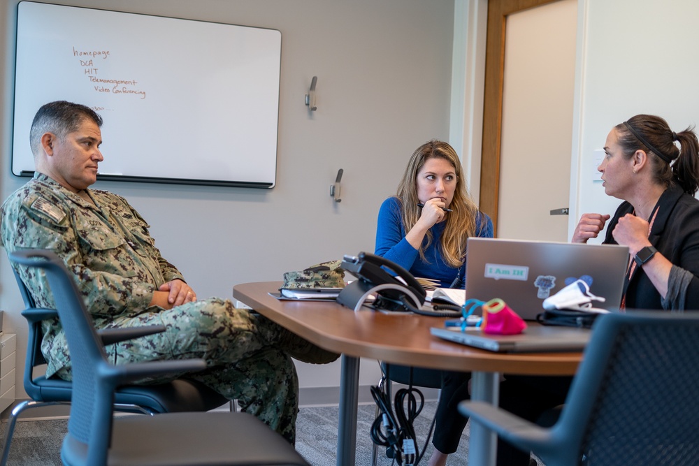 TBICoE Director Visits Ft. Carson