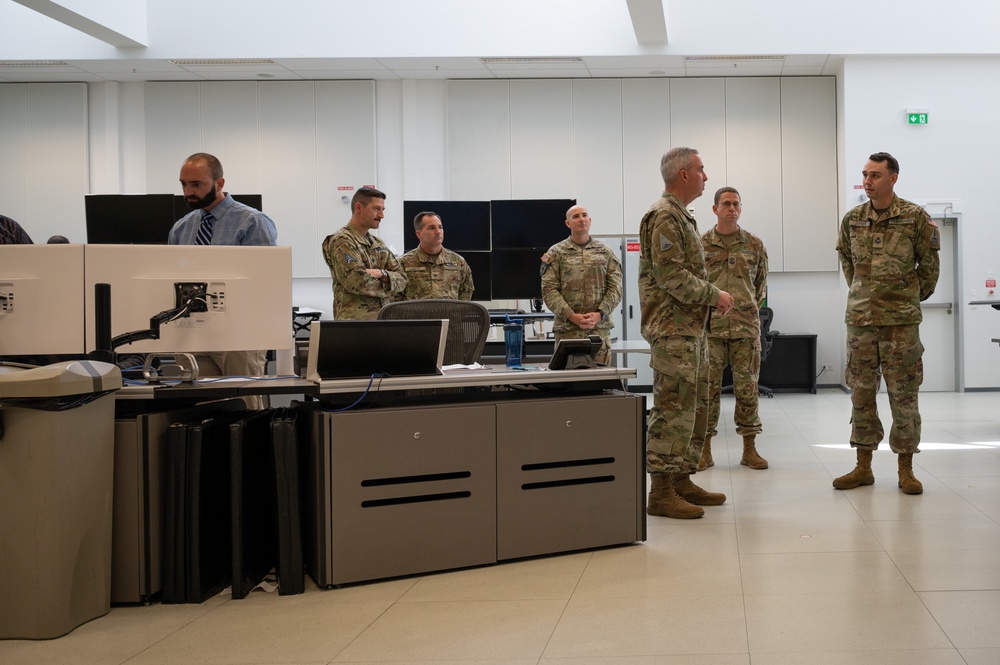 Dvids Images Spoc Commander Visits Wideband Satellite Operations