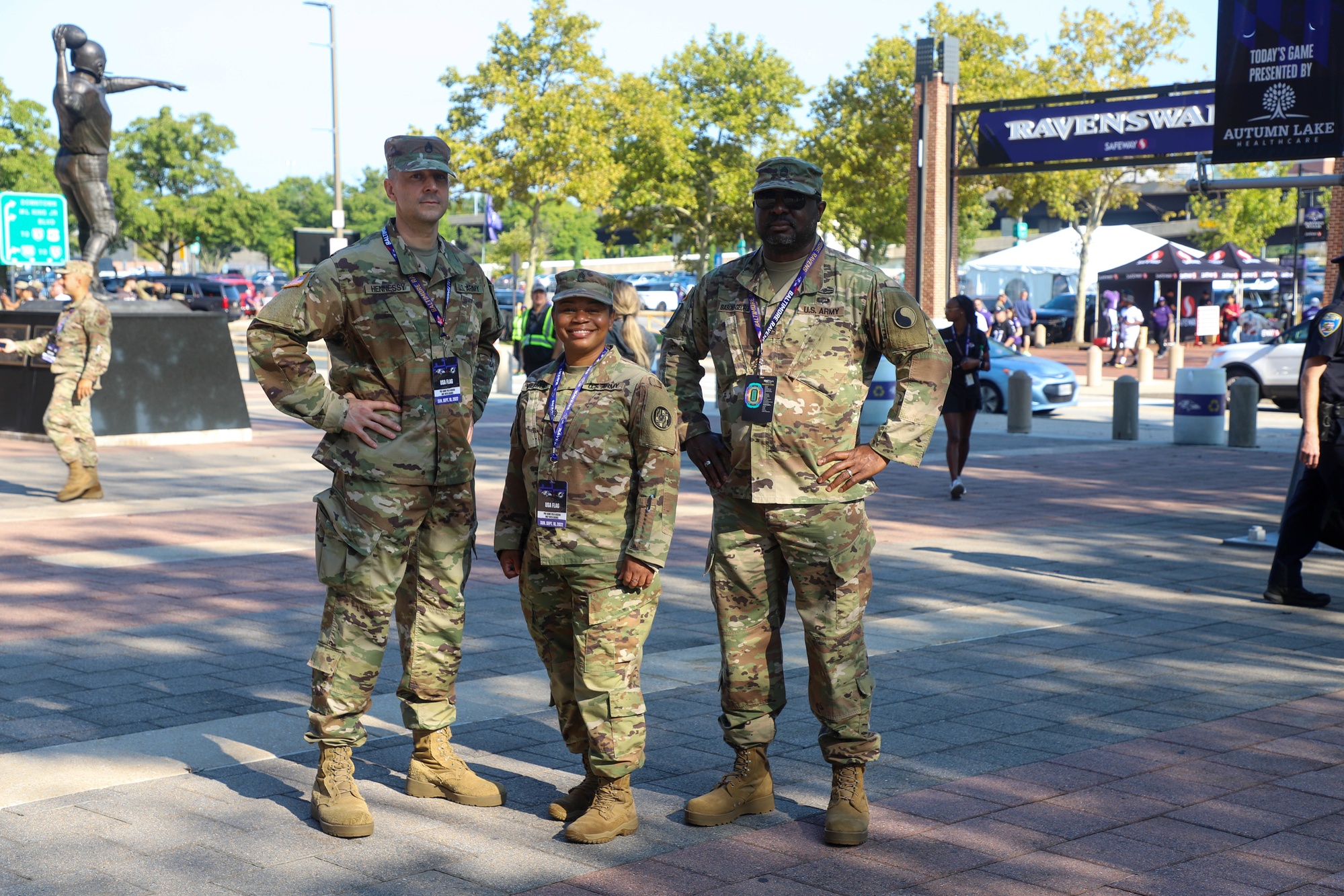 DVIDS - Images - Maryland National Guard Unfurls U.S. Flag at Ravens Game  [Image 12 of 14]