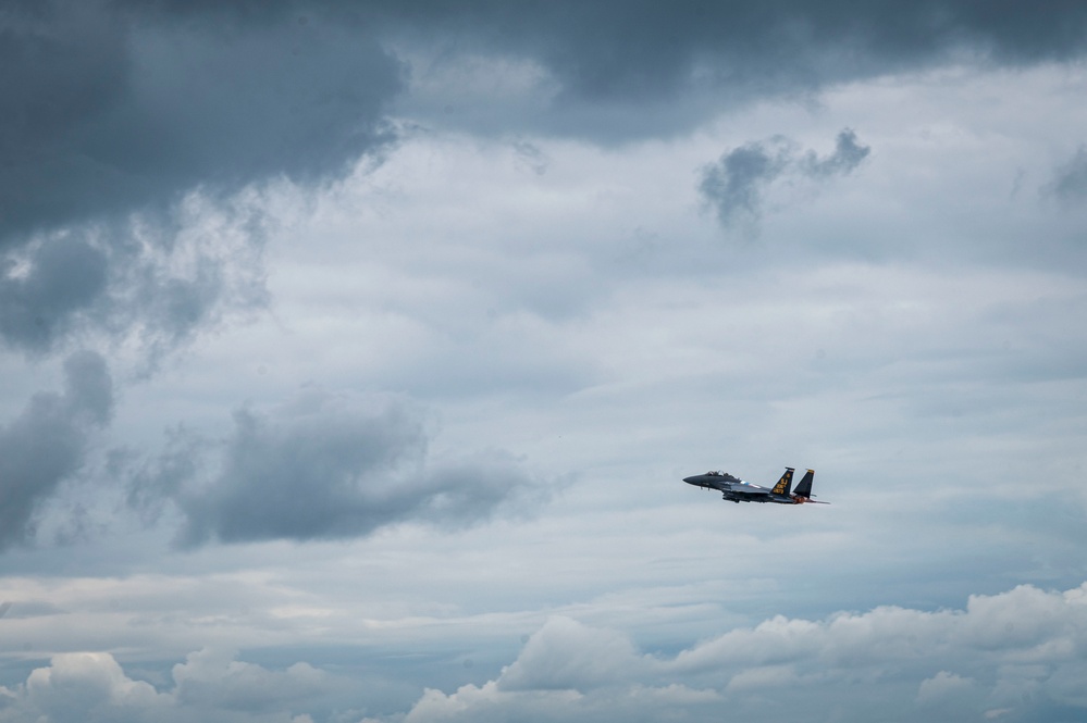 Sky’s the limit: SJAFB F-15E Strike Eagles take flight