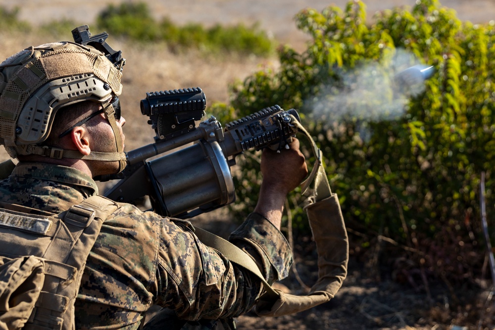 13th MEU BLT conducts grenade launcher training