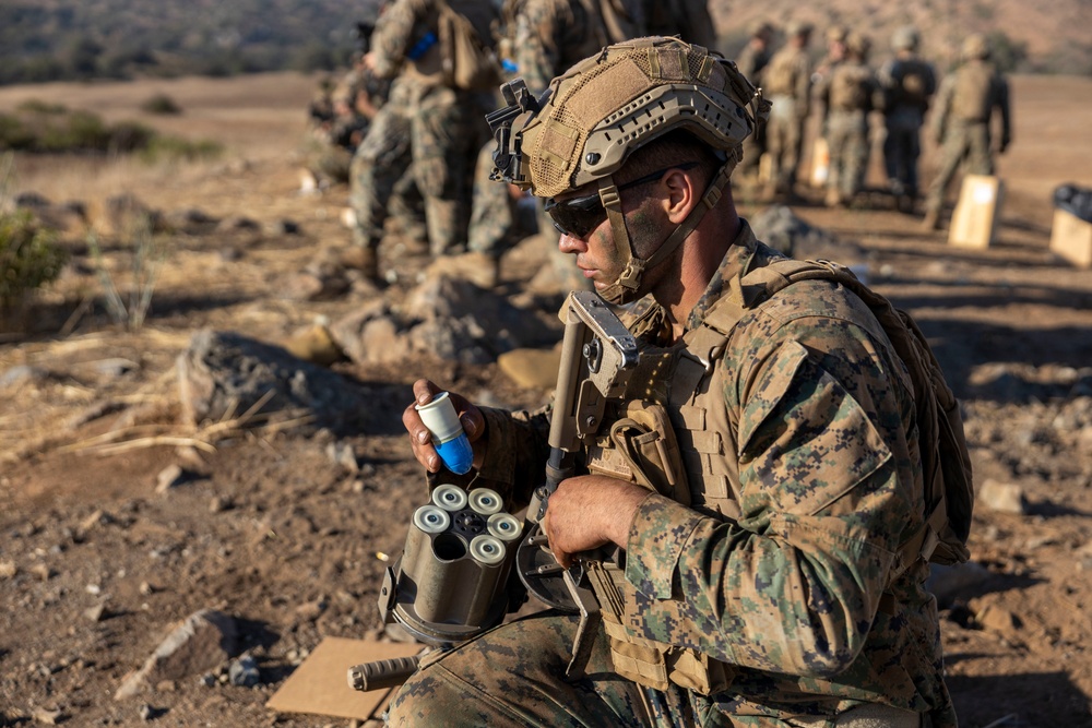 13th MEU BLT conducts grenade launcher training