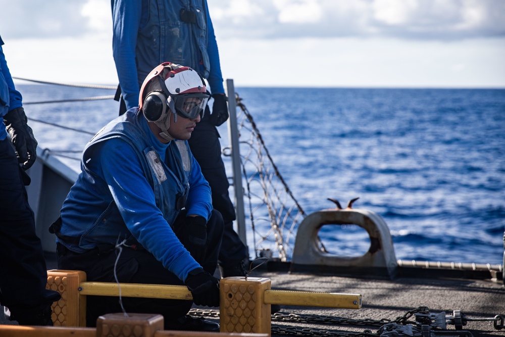 USS Ramage Conducts Flight Operations