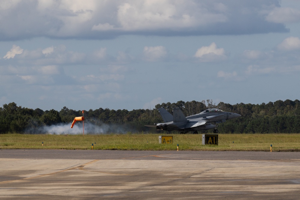 VMFA-312 helps Marines reach new heights