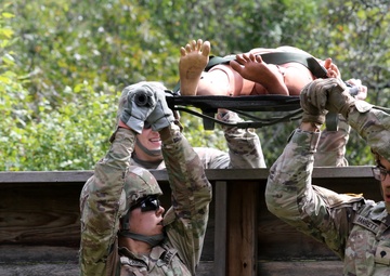 Medical Soldiers Tackle Litter Obstacle Course