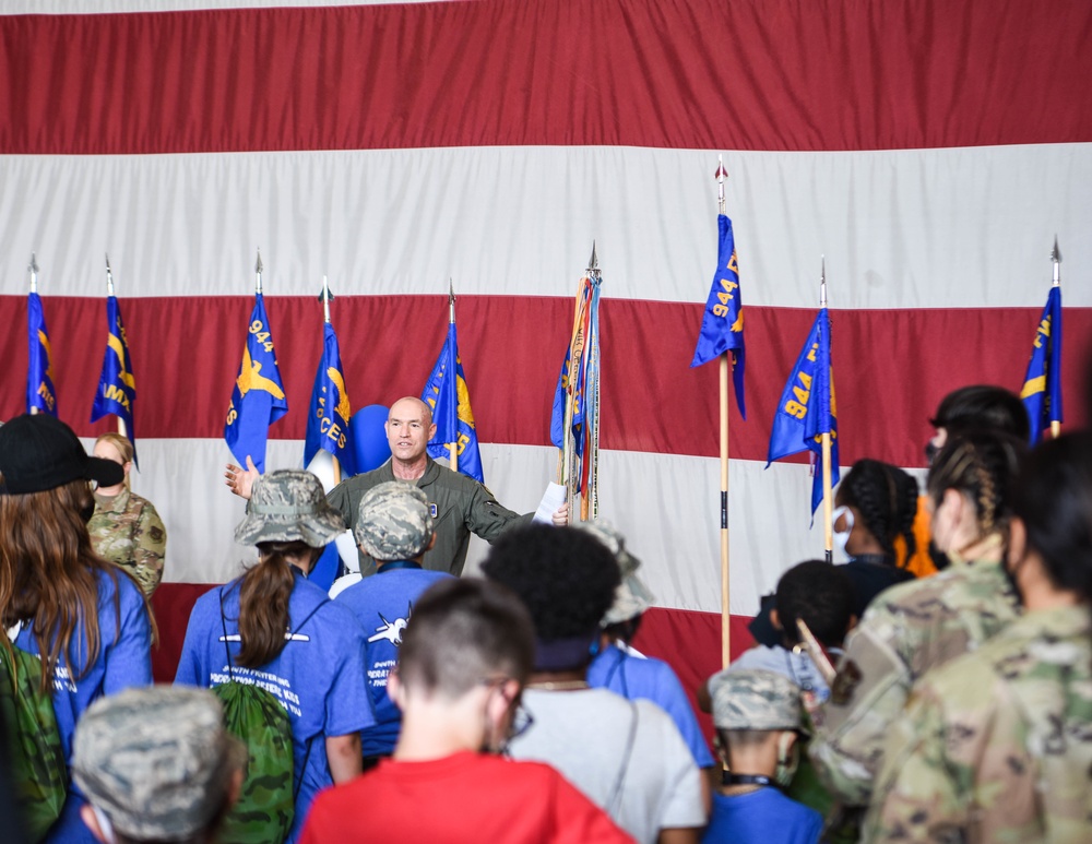 944th Fighter Wing hosts Operation Reserve Kids