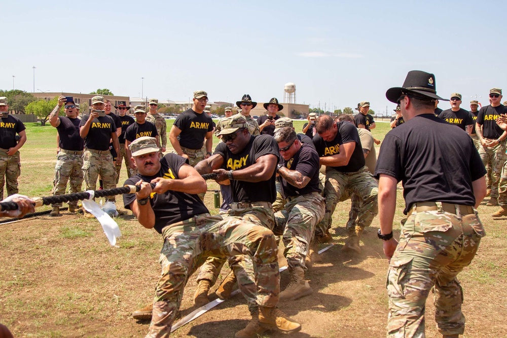 1st Cav Troopers Compete In Tug Of War