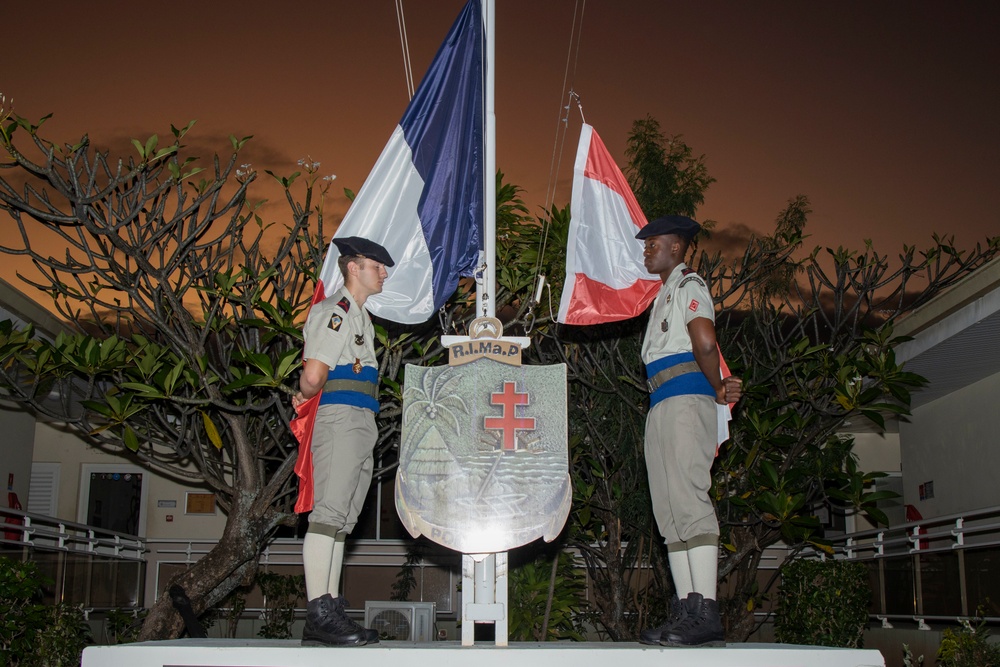 MARFORPAC Marines participate in the French Armed Forces Pentathlon Course