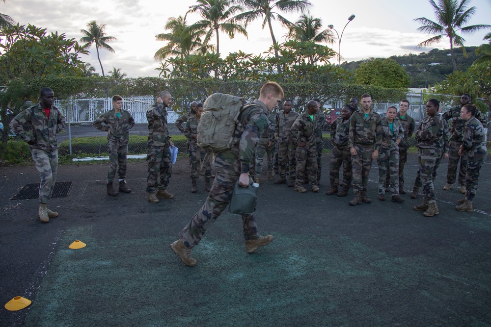 MARFORPAC Marines participate in the French Armed Forces Pentathlon Course