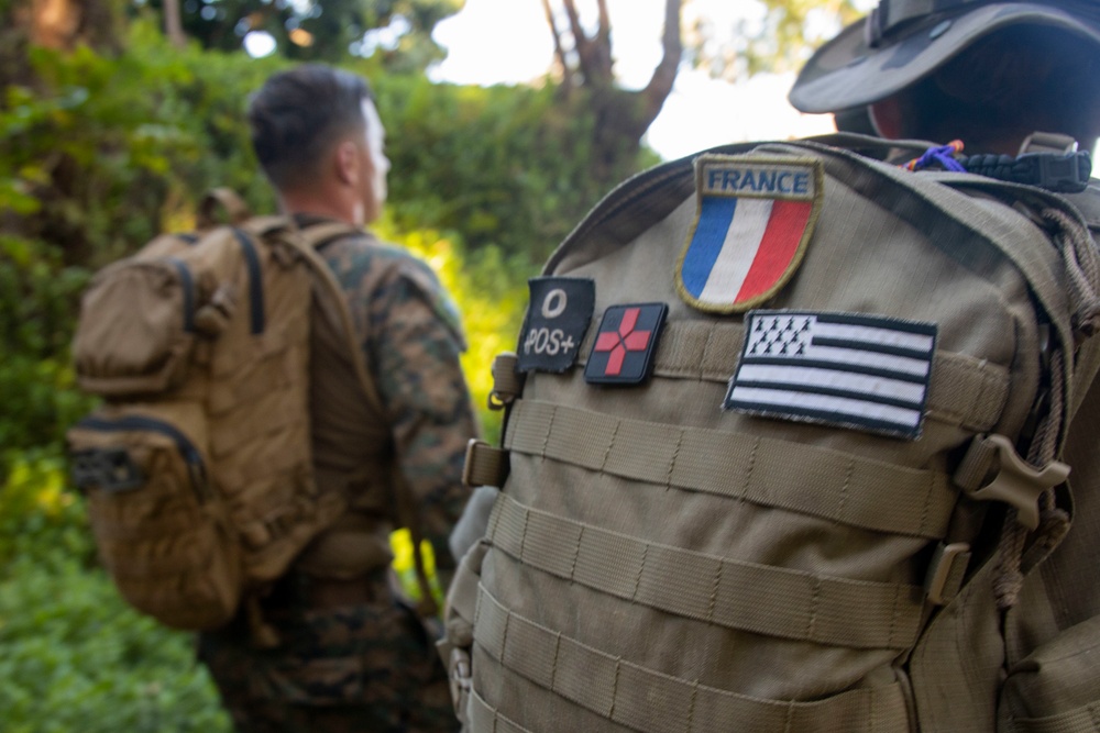 MARFORPAC Marines and French Armed Forces participate in 30km Hike