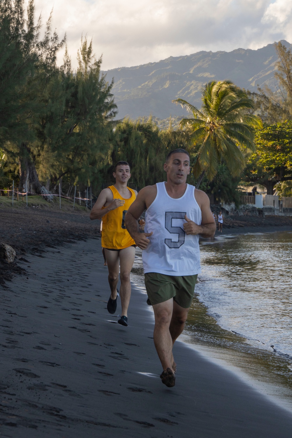 MARFORPAC Marines and French Armed Forces participate in a Run-Swim-Run