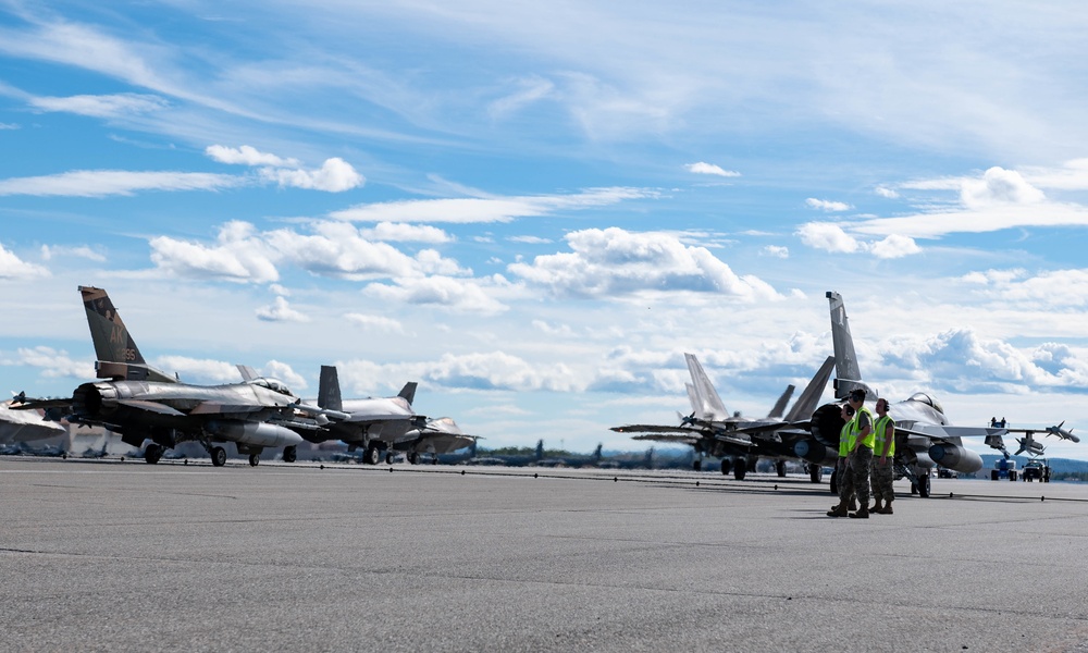 PACAF units hold capabilities demonstration during RED FLAG-ALASKA 22-3