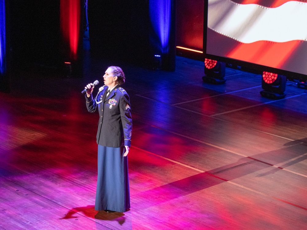 DC Guard vocalist performs Anthem at Partnership for Public Service Gala