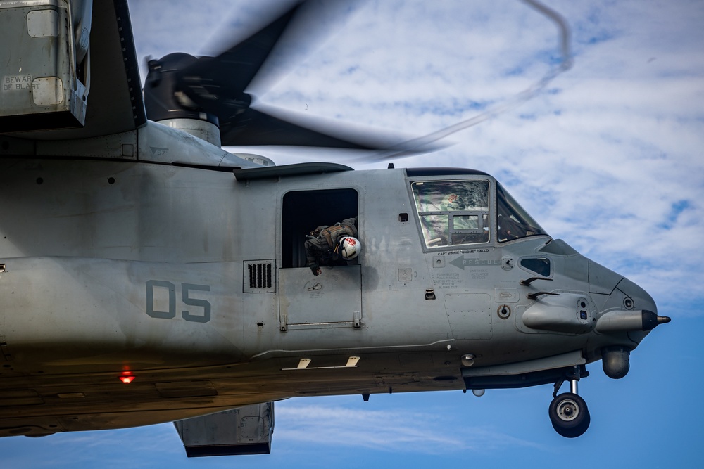 VMM-265 Supports III MEF EOTG HRST Master Course