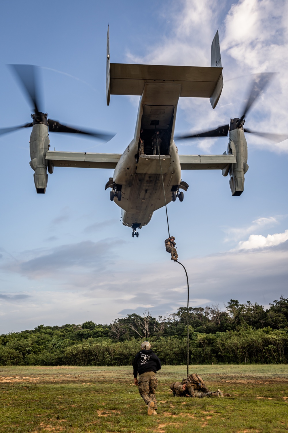 VMM-265 Supports III MEF EOTG HRST Master Course