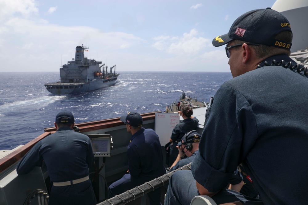 USS Barry (DDG 52) Conducts Underway Replenishment with USNS Rappahannock (T-AO 207)