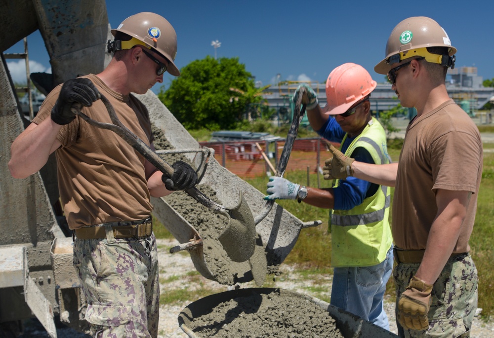 NMCB-4 Seabees Work on Concrete at NSF Diego Garcia