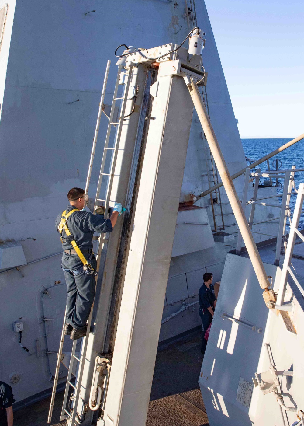 USS Truxtun (DDG 103) Daily Operations