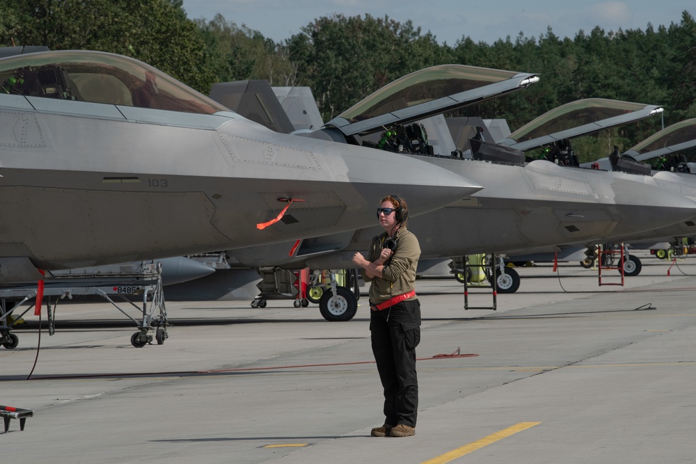 90th EFS Flightline Operations