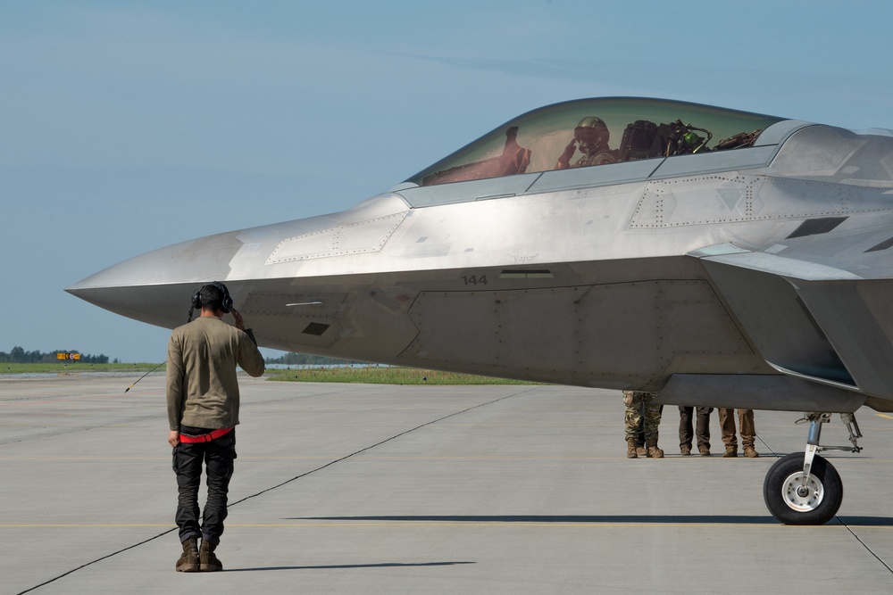 90th EFS Flightline Operations