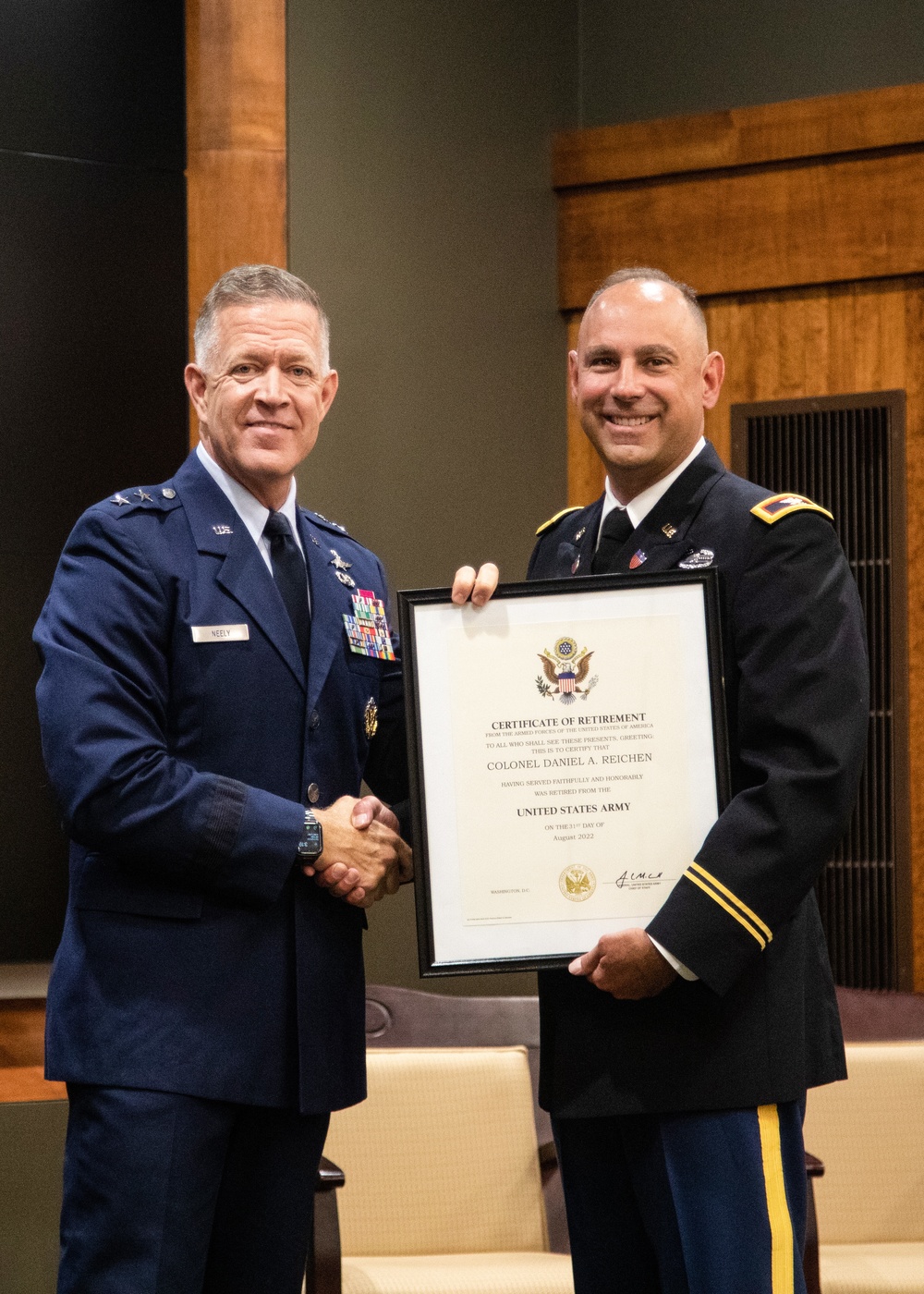 Illinois National Guard colonel retires after 34 years of military service