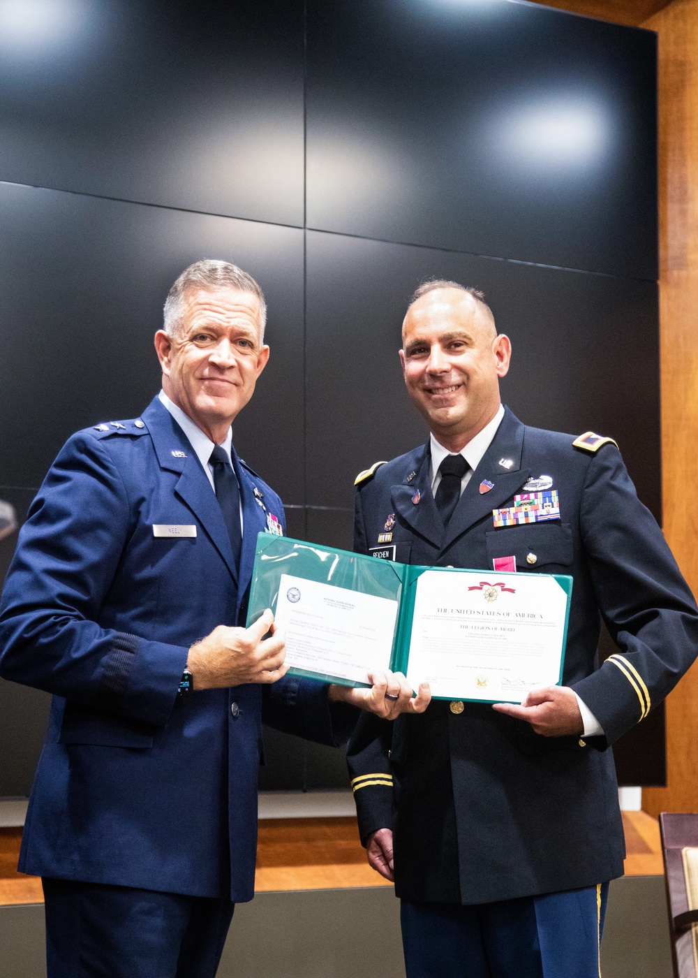 Illinois National Guard colonel retires after 34 years of military service