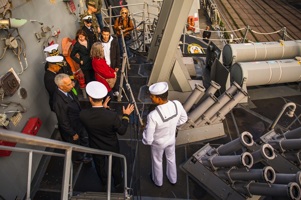 USS Paul Ignatius (DDG 117) hosts tours in Latvia for distinguished visitors