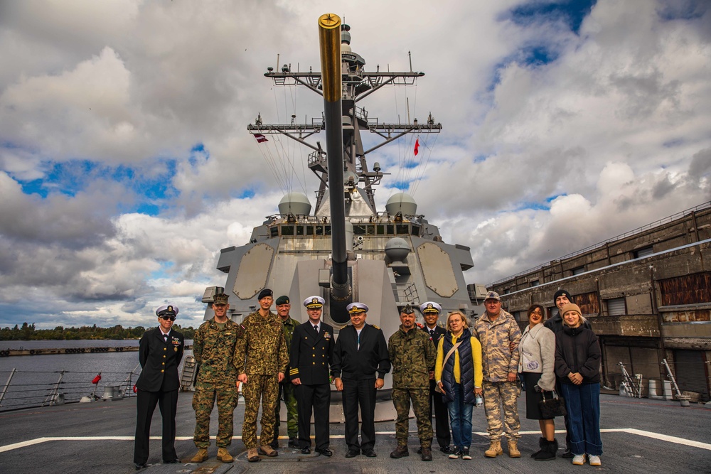 USS Paul Ignatius (DDG 117) hosts tours in Latvia for distinguished visitors