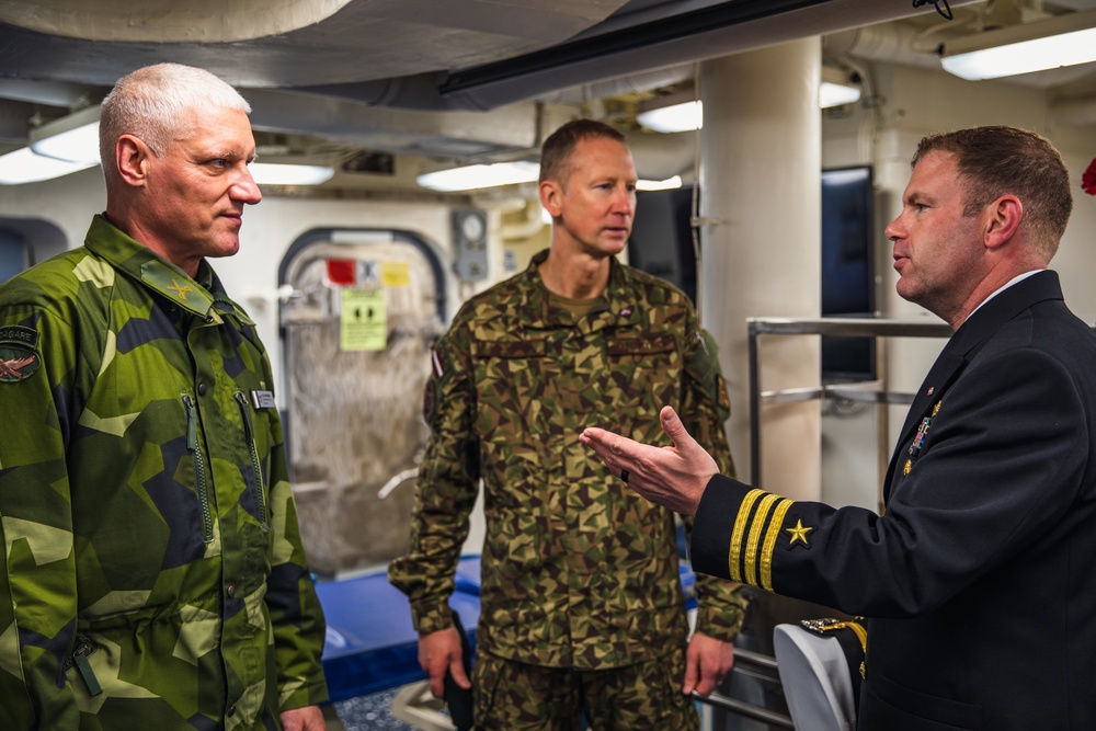 USS Paul Ignatius (DDG 117) hosts tours in Latvia for distinguished visitors