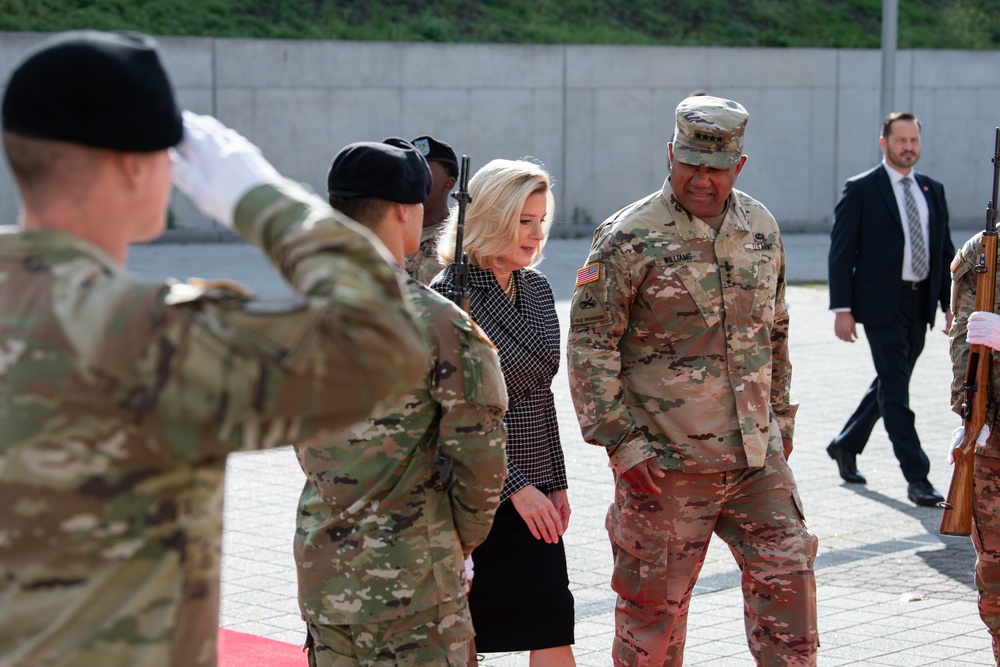 SECARMY visits Wiesbaden on multi-stop tour