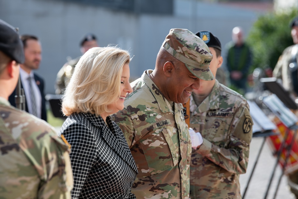 SECARMY visits Wiesbaden on multi-stop tour