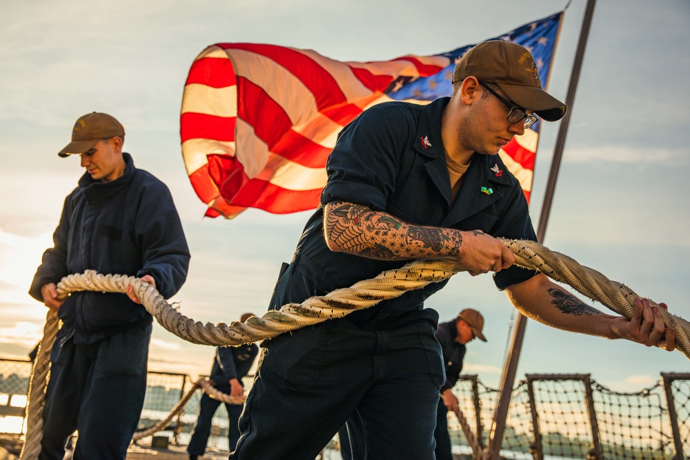 USS Paul Ignatius (DDG 117) departs Riga, Latvia