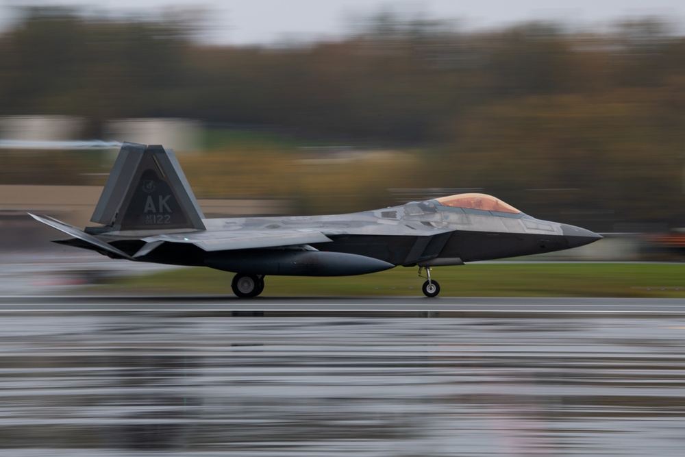 Raptor lands at JBER