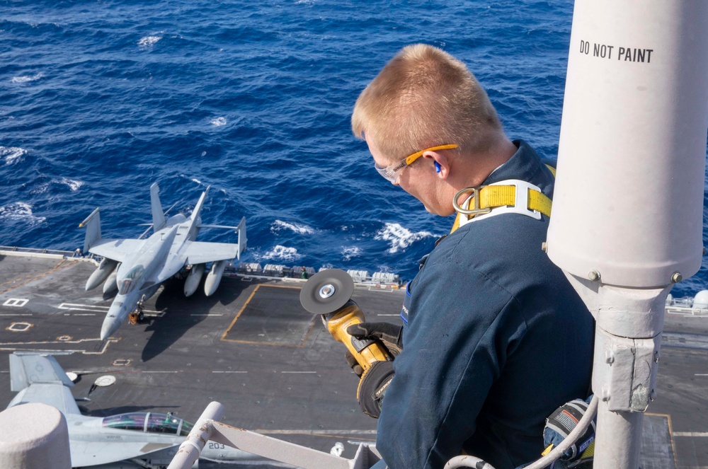 Daily Operations aboard USS George H.W. Bush (CVN 77)