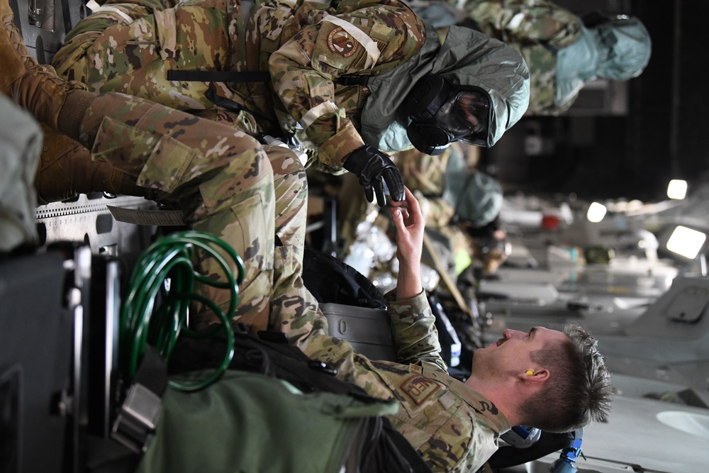 445th Reserve Citizen Airmen, Army soldiers participate in Operation Merciful Valkyrie exercise