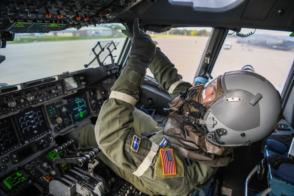 445th Reserve Citizen Airmen, Army soldiers participate in Operation Merciful Valkyrie exercise