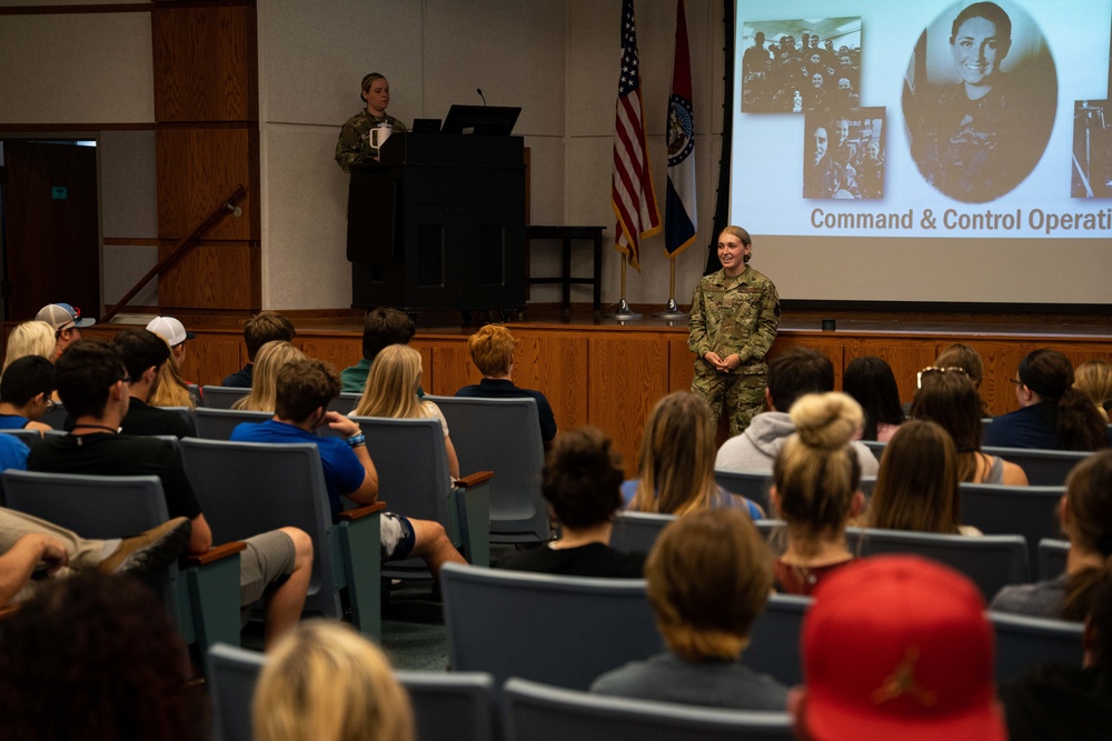 The 139th puts on career fair