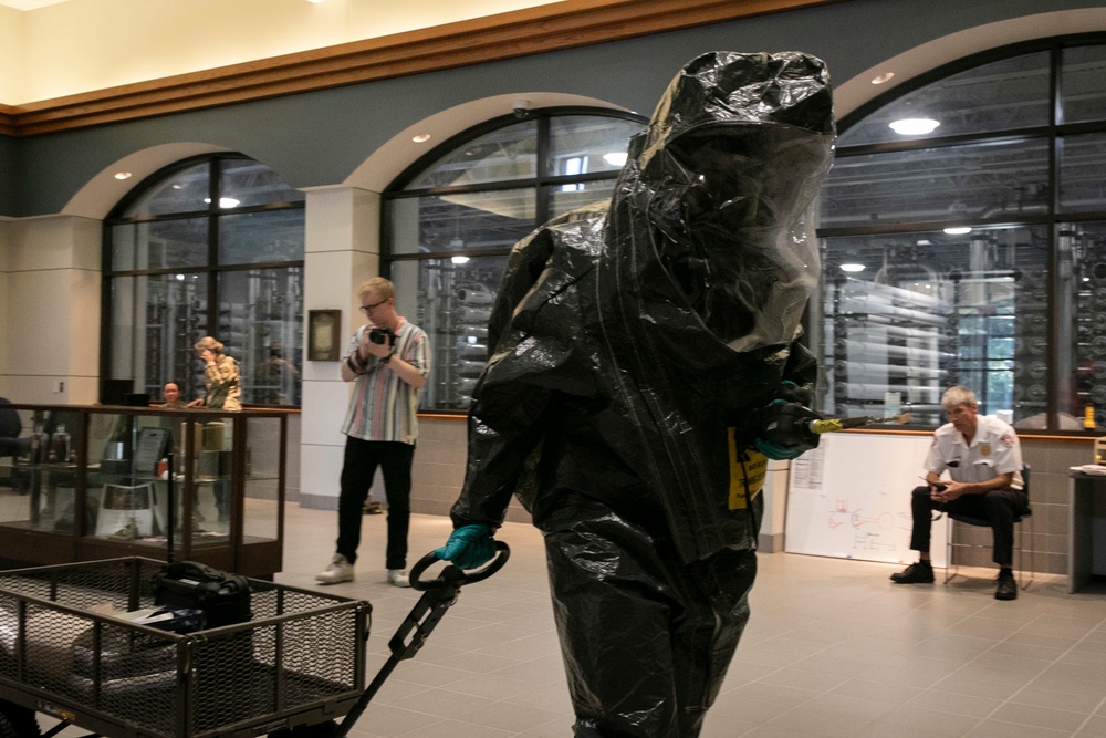 55th Civil Support Team helps decontaminate water plant during training event