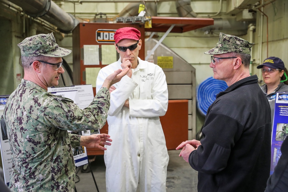 Commander, Naval Sea Systems Command, Vice Adm. William Galinis Visits NSWC IHD