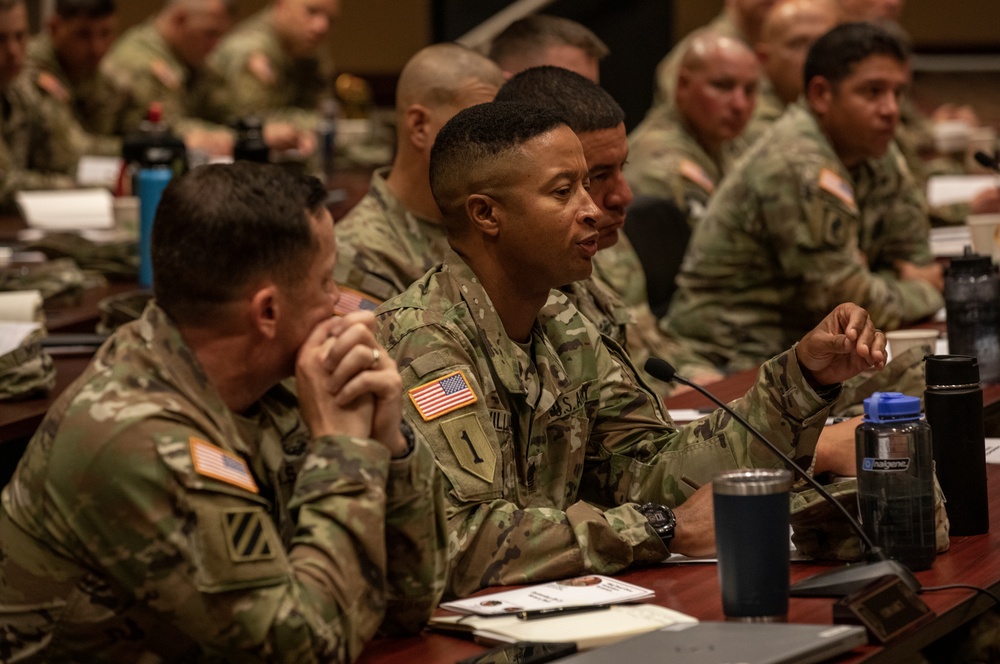 Noncommissioned Officers, Leaders: senior noncommissioned officers gather for summit