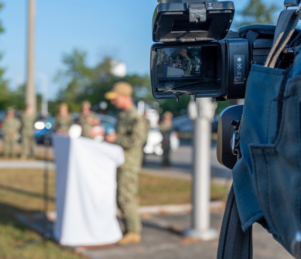 Civilian Employers Attend Navy Employer Recognition Event (NERE)