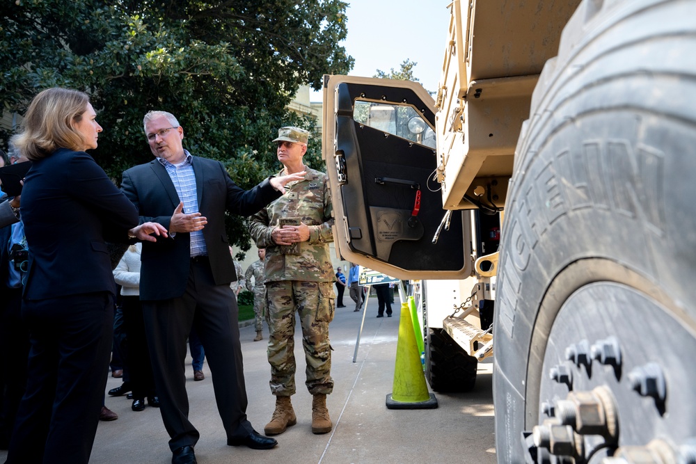 DVIDS - Images - Deputy Secretary Of Defense Tours 2022 Pentagon Energy ...