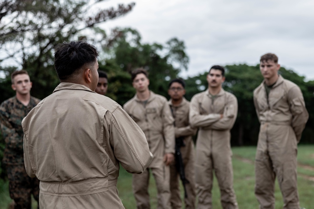 3rd LSB Marines Conduct Helicopter Support Team Operations