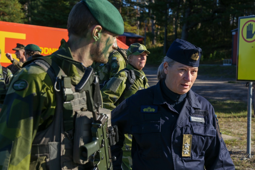 Swedish Chief of Navy Visits Archipelago Endeavor 22