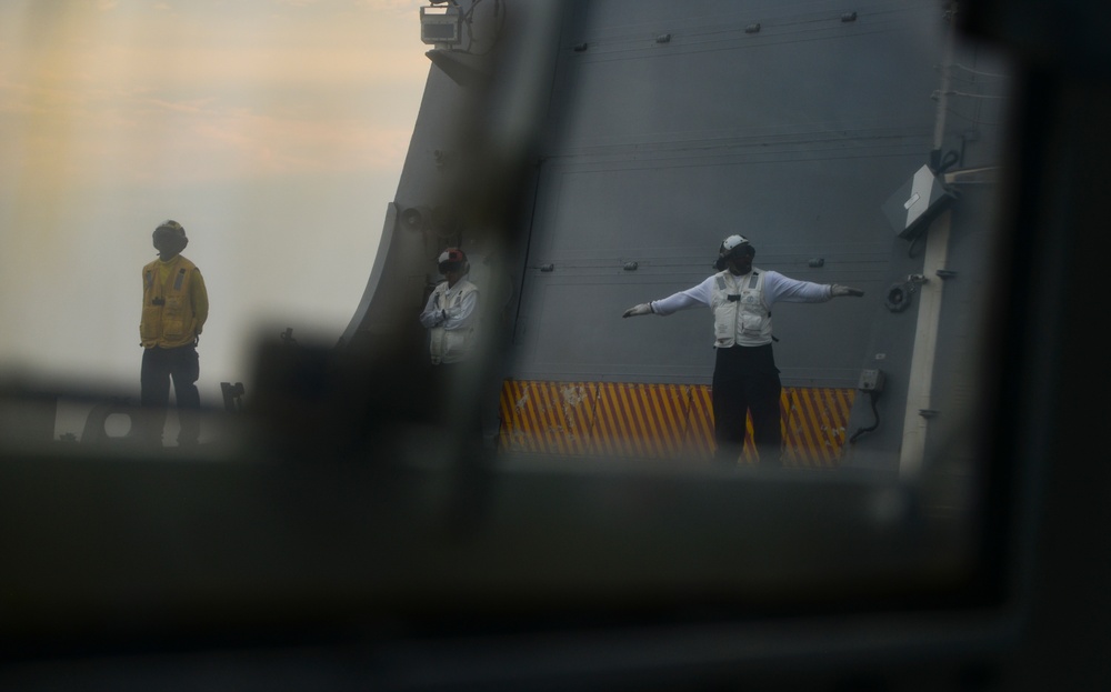 USS Lassen Conducts Flight Ops