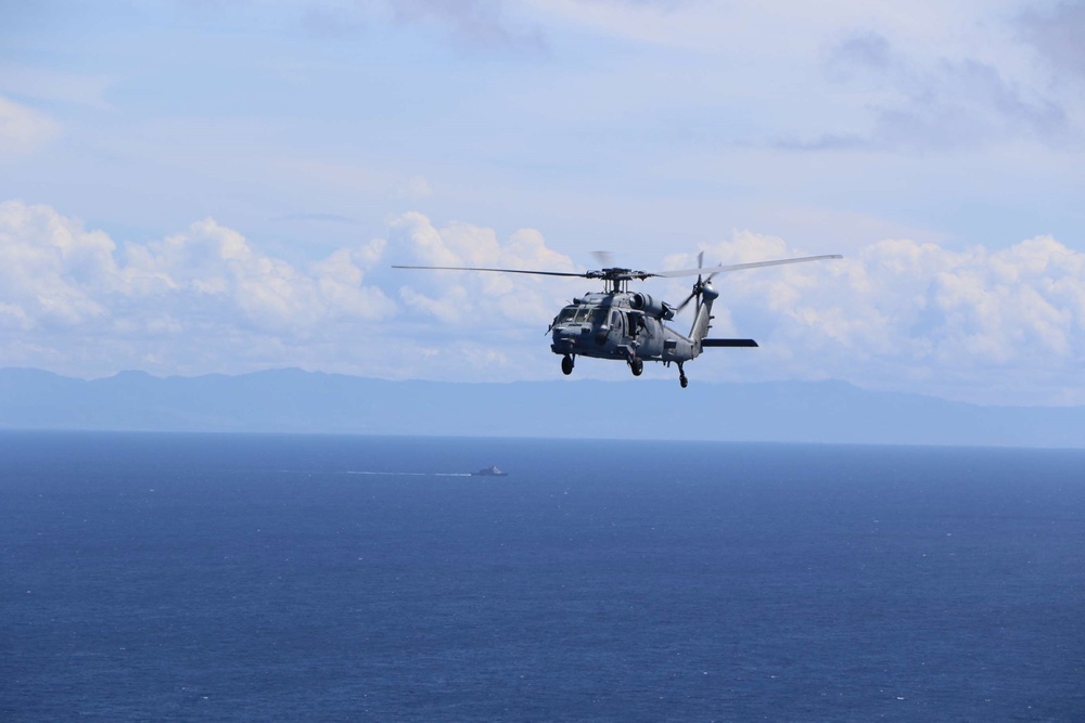 HSC 28 and USS Billings Participate in Photo Ex