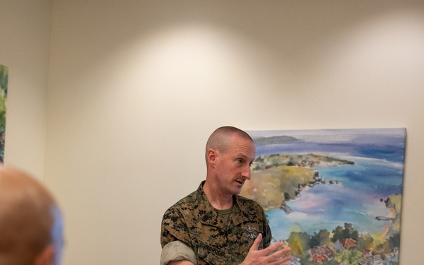 3rd MLG Senior Enlisted Leaders speak with SG(X) Staff NCOs at a Linchpin PME